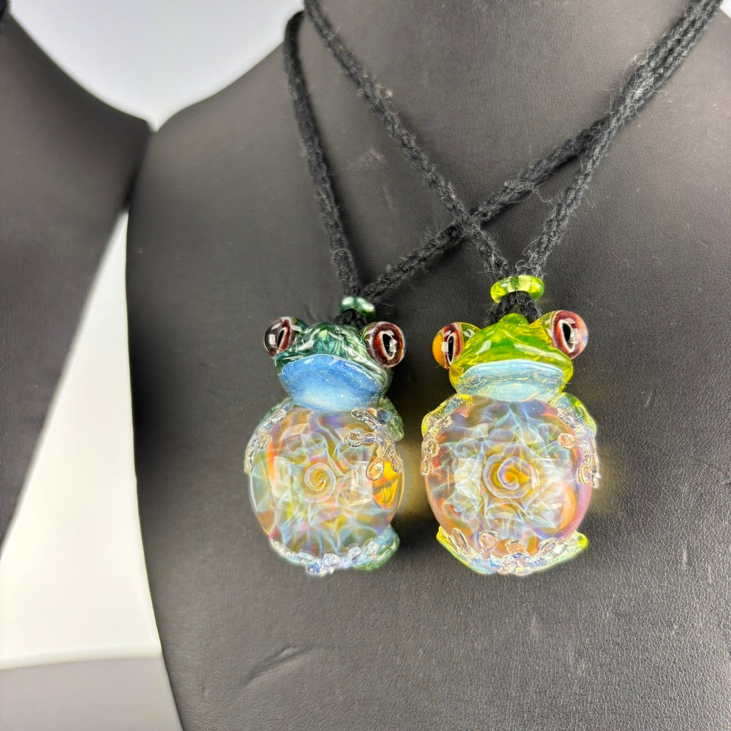 Freeek x Kengtaro Pendants
