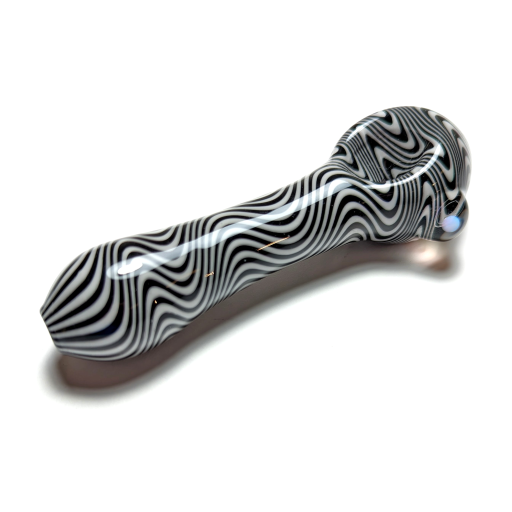 Gram Master Jay Black & White Wig Wag Spoon w/Opal Accent