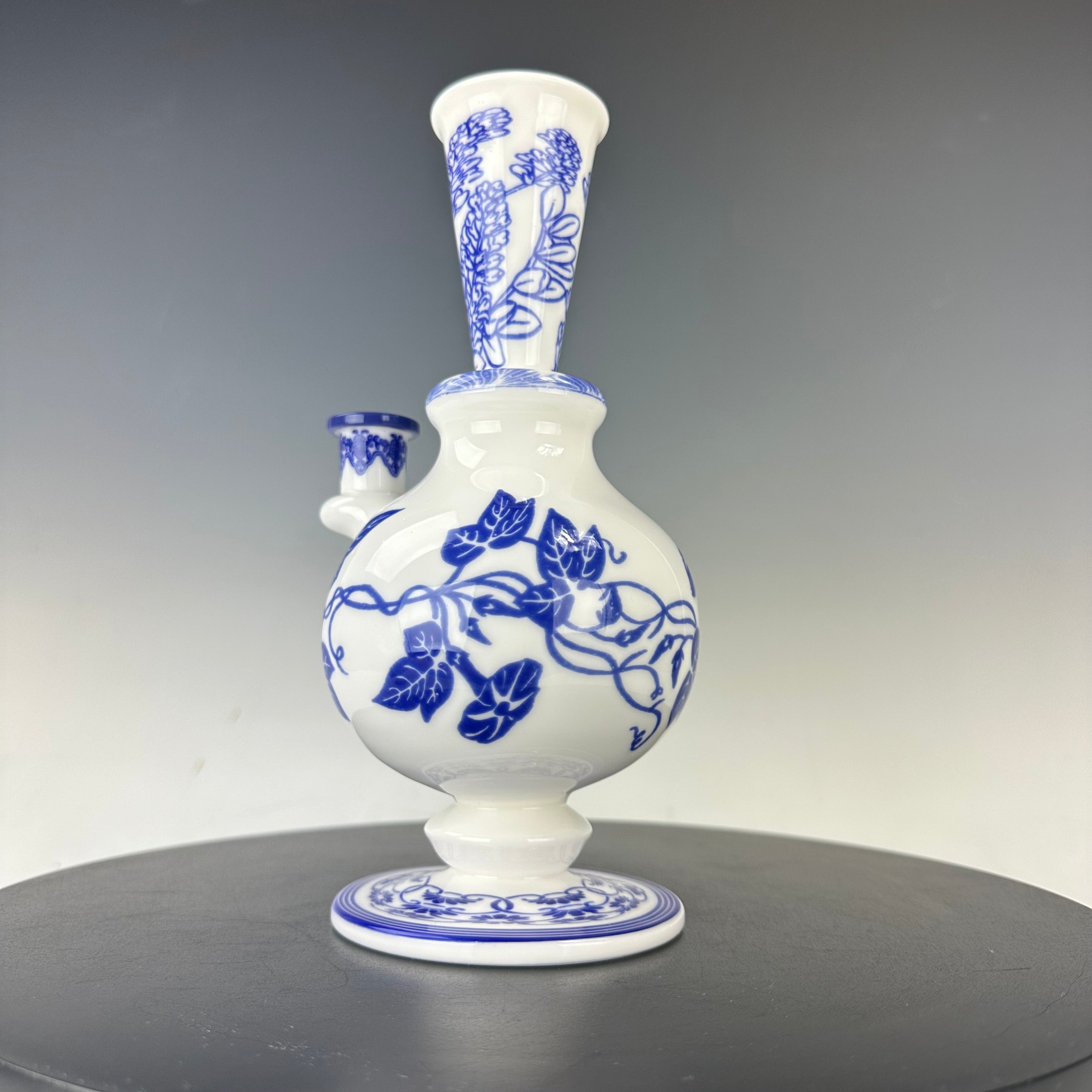 Kurt B Chinoiserie Vase Rig