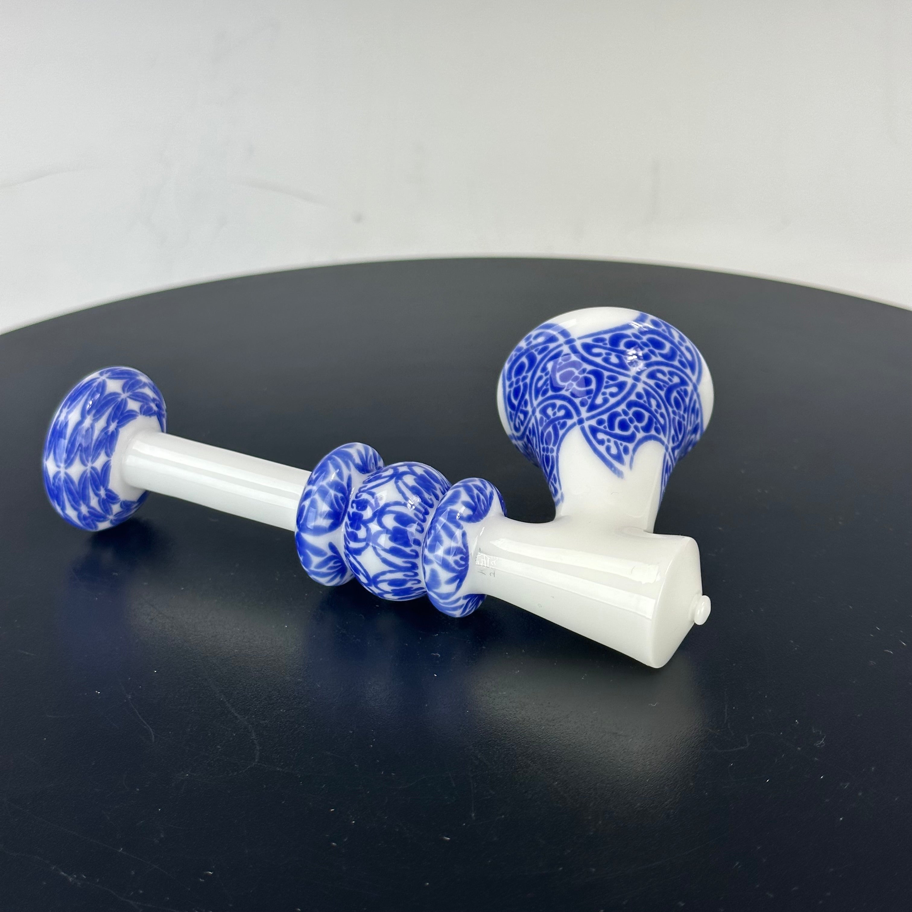 Kurt B Chinoiserie Piece Pipe