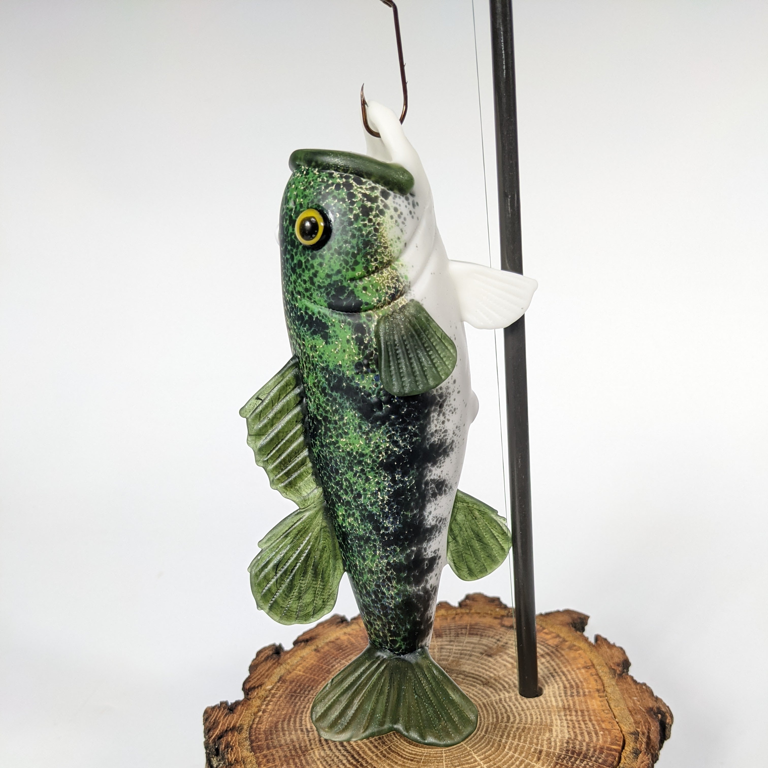 Trapper Studio Full Fish Pipe & Display