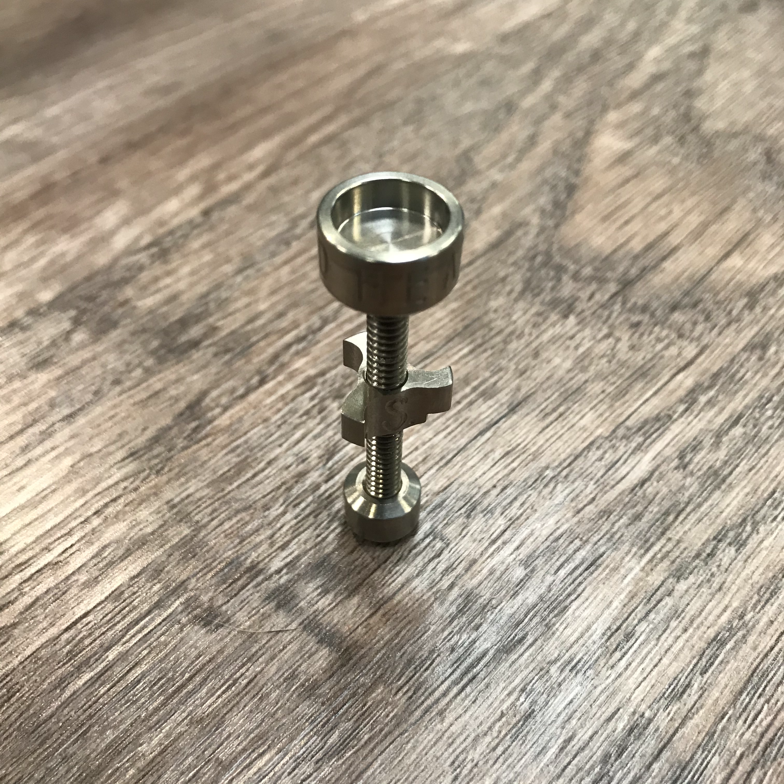 Highly Educated 14mm Titanium Nail